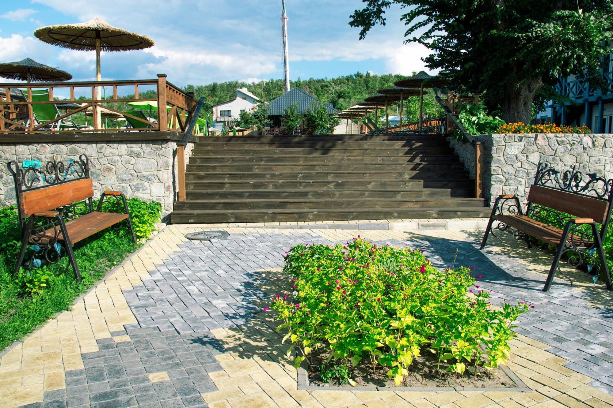 Mayak Resort Kam'yani Potoky Dış mekan fotoğraf