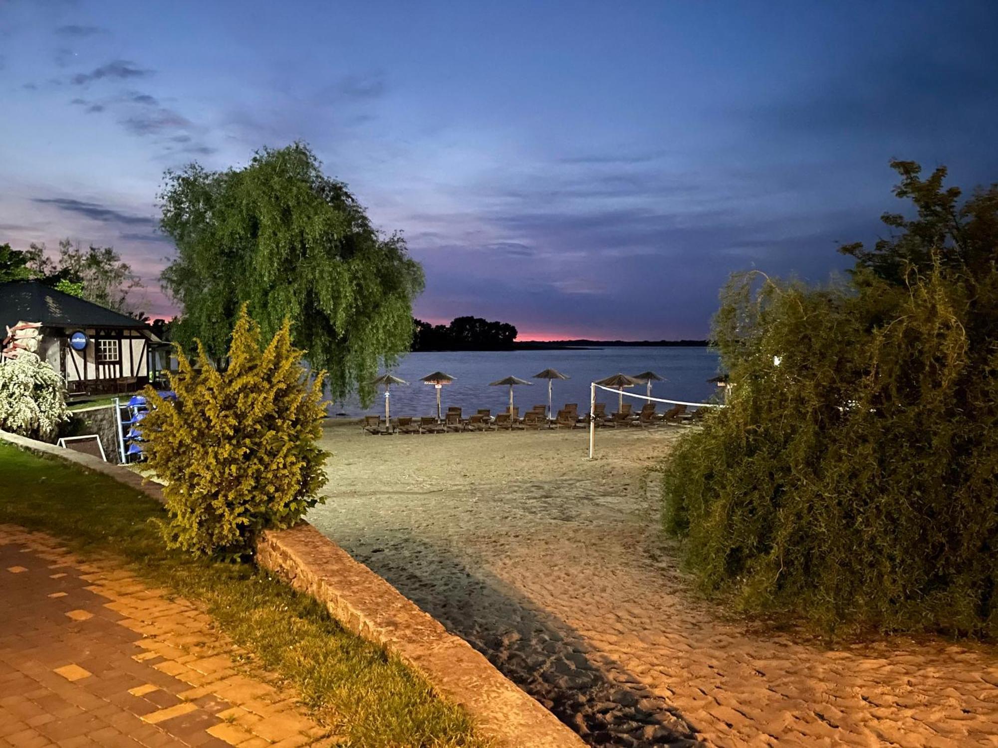 Mayak Resort Kam'yani Potoky Dış mekan fotoğraf
