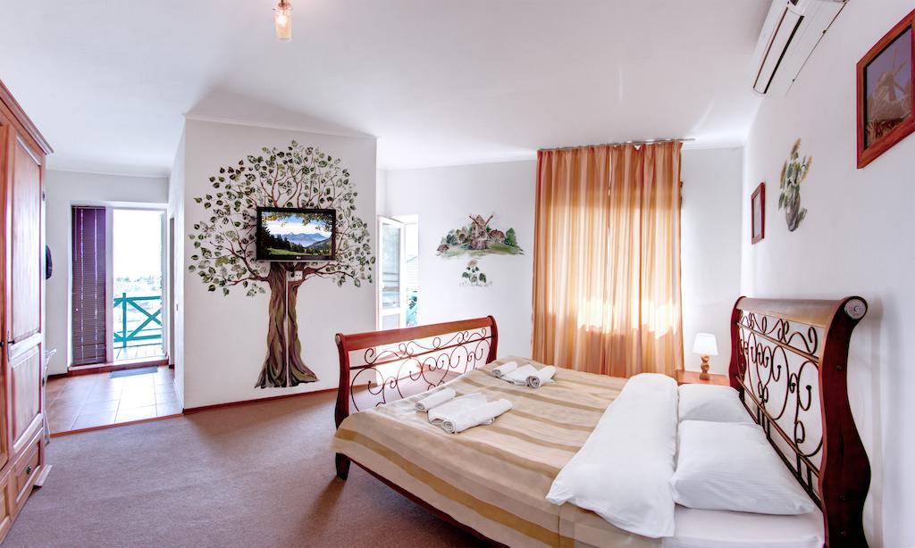 Mayak Resort Kam'yani Potoky Oda fotoğraf