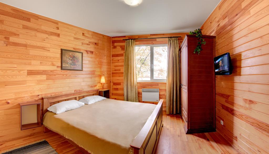 Mayak Resort Kam'yani Potoky Oda fotoğraf